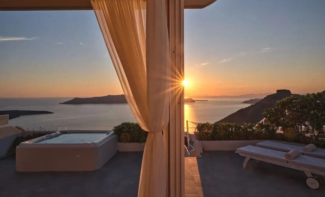 Seaview-Property-in-Santorini-Greece-6