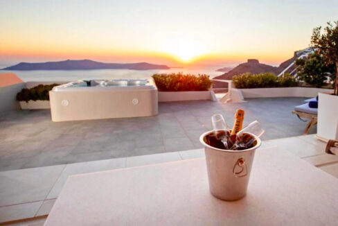 Seaview-Property-in-Santorini-for-sale-11